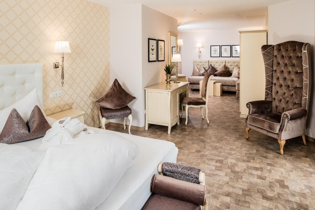 Hotel Rössl Rablà Exteriör bild