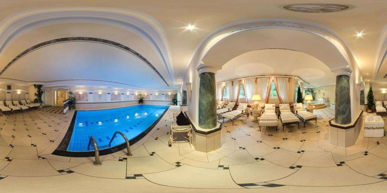 Hotel Rössl Rablà Exteriör bild
